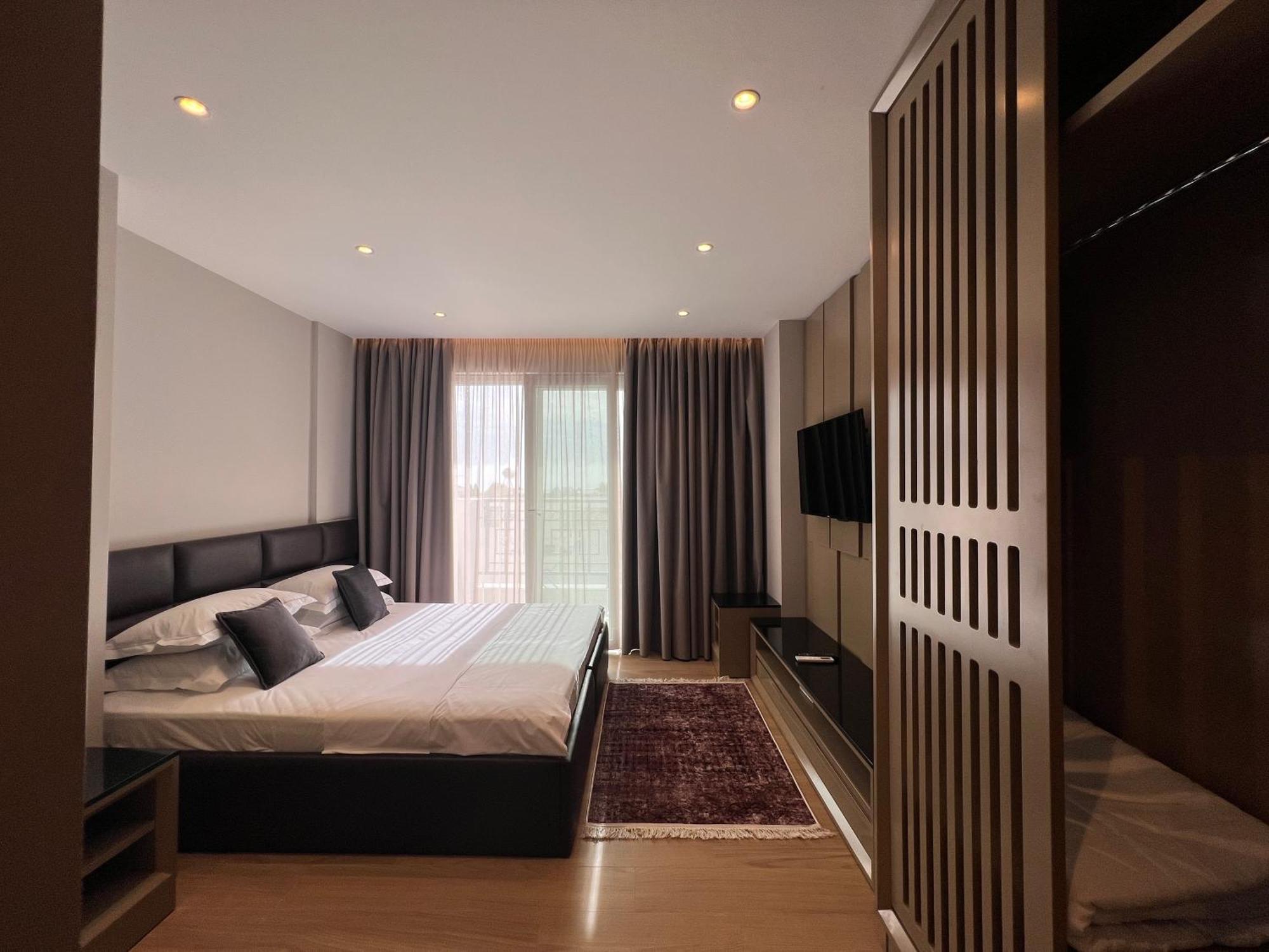 Coastline Luxury Apart Hotel Golem  Eksteriør billede