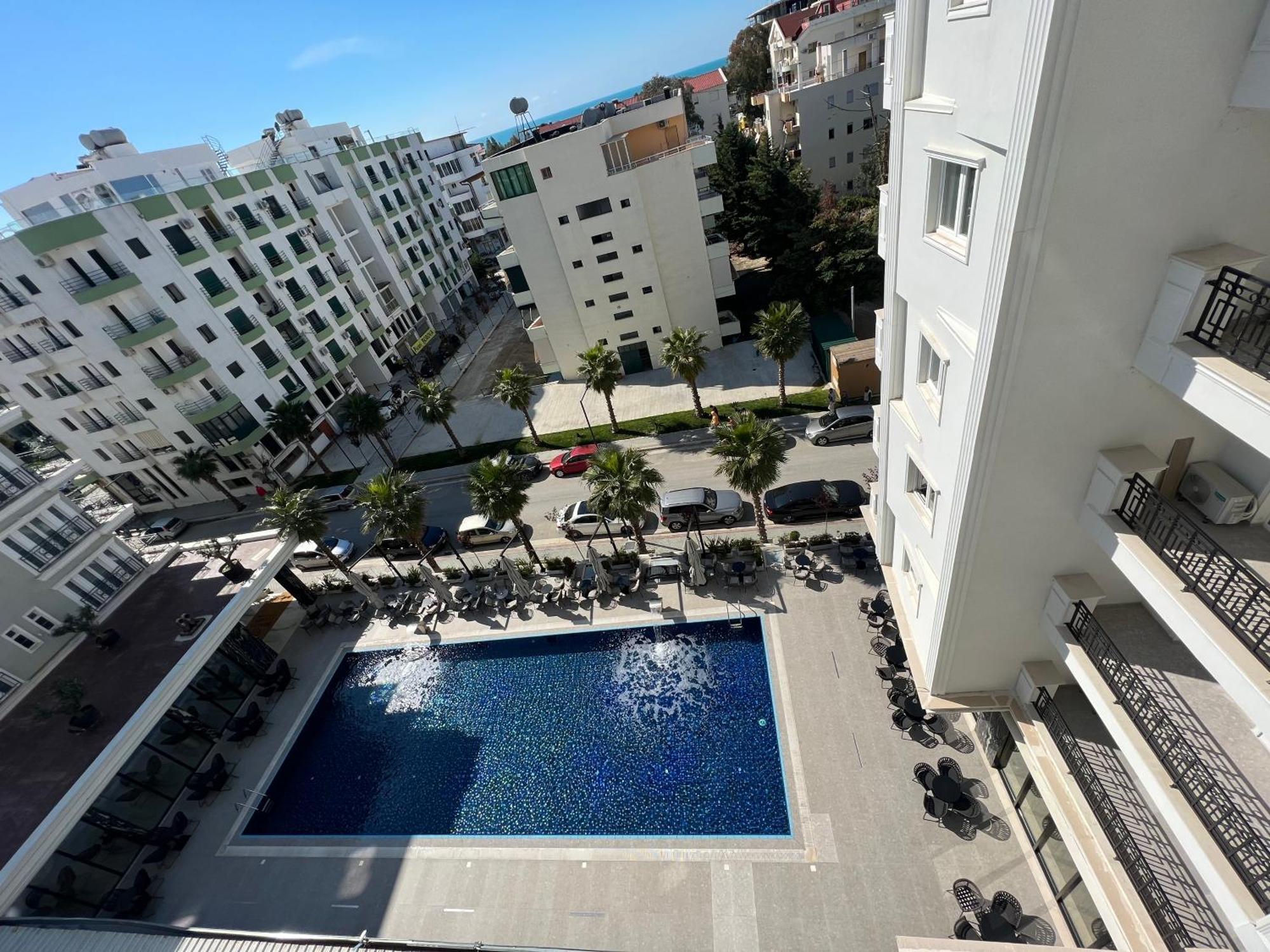 Coastline Luxury Apart Hotel Golem  Eksteriør billede